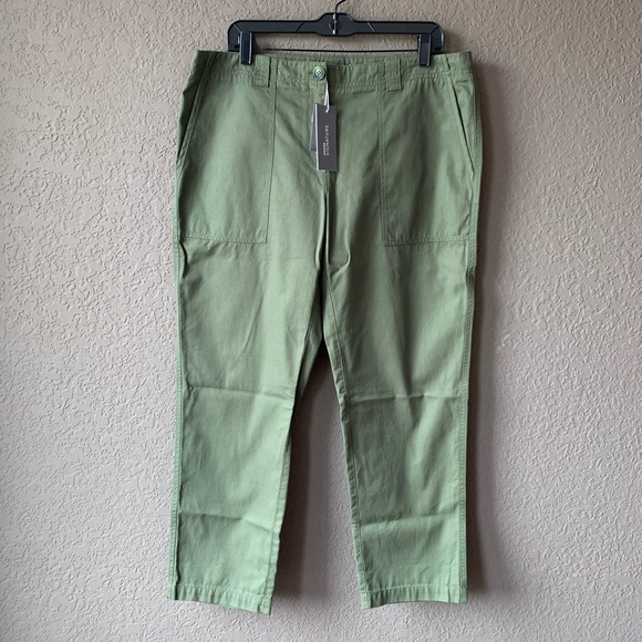 Signature for Nordstrom light weight cotton capris - Picture 11 of 14